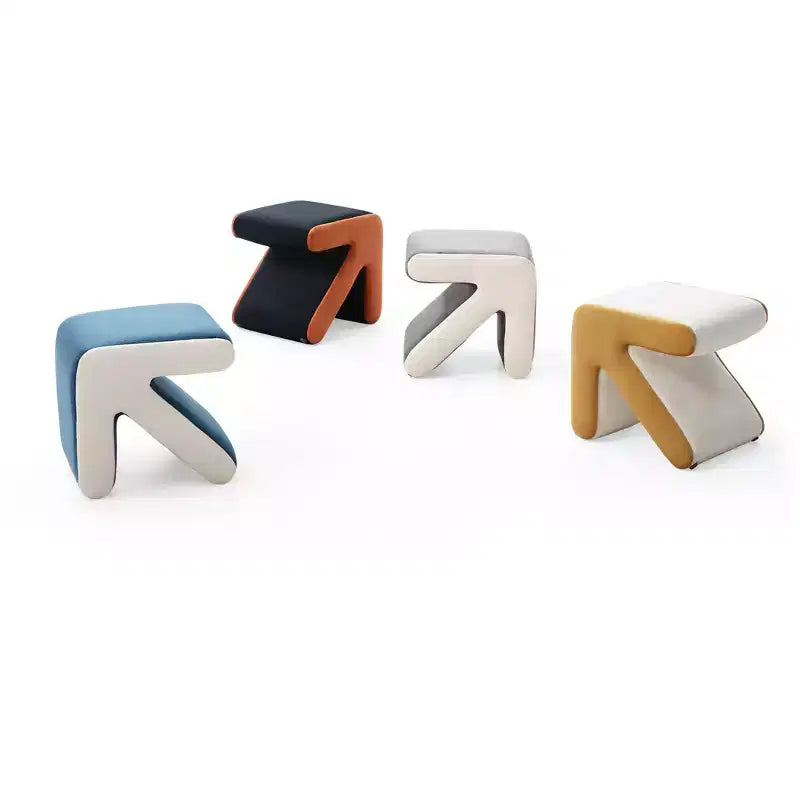 Pouf moderne créatif en forme de flèche avec banc d'entrée rembourré en velours pour enfants, tabourets repose-pieds de conception artisanale pour salon, chambre à coucher
