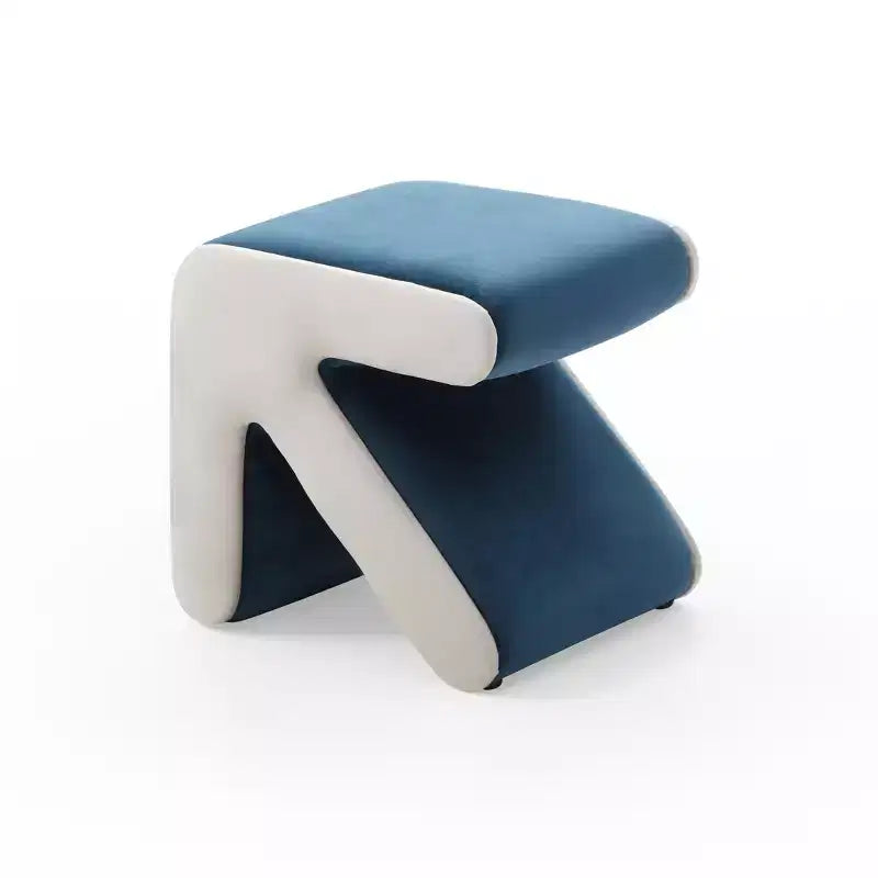 Pouf moderne créatif en forme de flèche avec banc d'entrée rembourré en velours pour enfants, tabourets repose-pieds de conception artisanale pour salon, chambre à coucher
