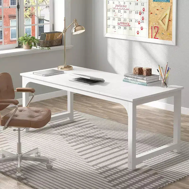 Bureau de direction 70,8", Grand bureau d'ordinateur avec cadre épaissi, Poste de travail moderne et simple pour bureau à domicile, Blanc